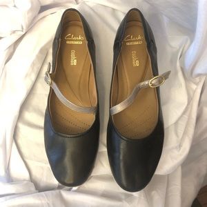 Clarks Collection Soft  Cushion Mary Janes